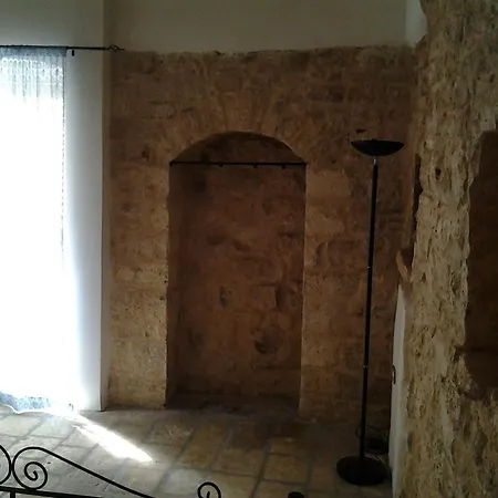 Gasthuis Le Dell'arco *